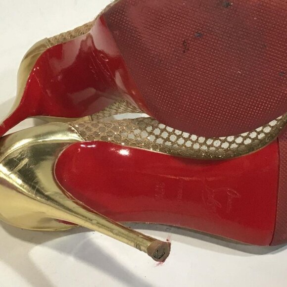 Christian Louboutin “Follies” Gold Point-Toe Pumps – EU 37.5 (US approx. 7.5) - Picture 2 of 7